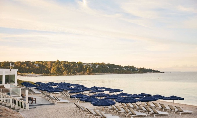Silver Beach Casa | Lots of Activities and Adventures! Onsite Pools, Pets Allowed, Private Beach!