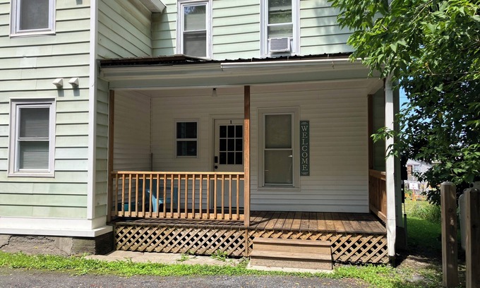 Barre Apartamento | Lots of Space for a Great Price! Barre VT!
