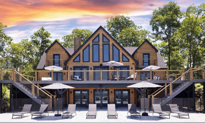Barryville Casa | Lotus Lodge: Pool | Hot Tub | Sauna | Incredible Views