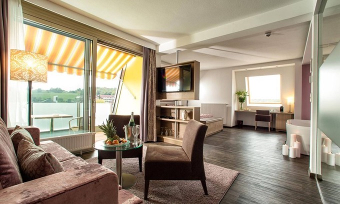 Loipersdorf bei Fuerstenfeld Casa | Lotussuite - ab 2 Nächte Inkl. Therme - Thermenhotel Vier Jahreszeiten
