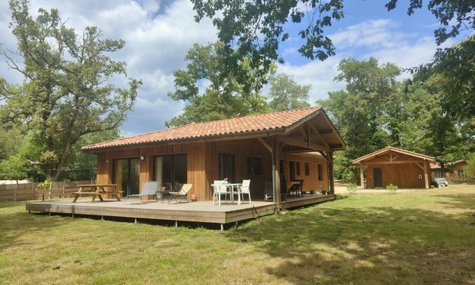 Ousse-Suzan Casa | LOU BARADO - OUSSE SUZAN