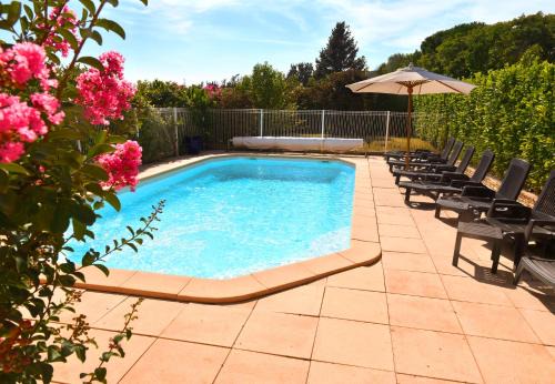 Sauzet Casa | Lou Cigalou - Au Calme - Grand Jardin - Piscine Partagée - Parking - Campagne et Idéalement Situé Proche A7 et Montélimar
