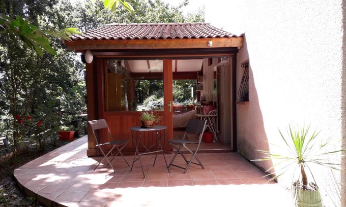 Menville Casa | Lou Rose