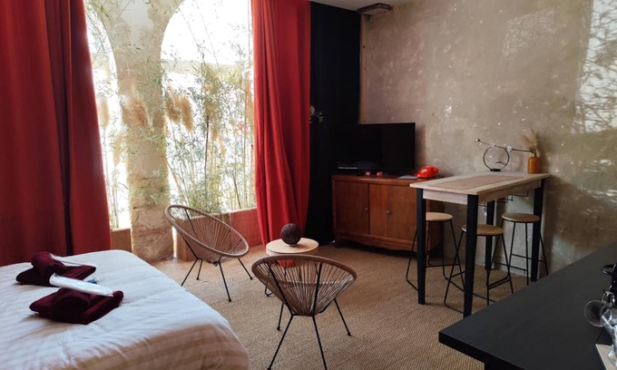 Bourg-de-Peage Apartamento | Loubottine sauna and balneo