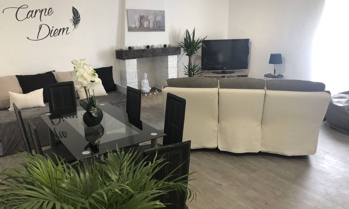 Kerherou Apartamento | Loue très bel app fabuleux spacieux lumineux deco modern 75 M2 100 M DU PORT