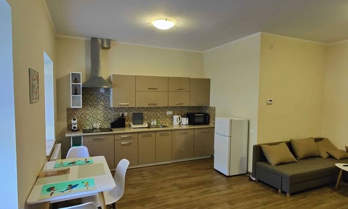 Brezova Apartamento | Louisa - Charming 2 Bedroom Apartment