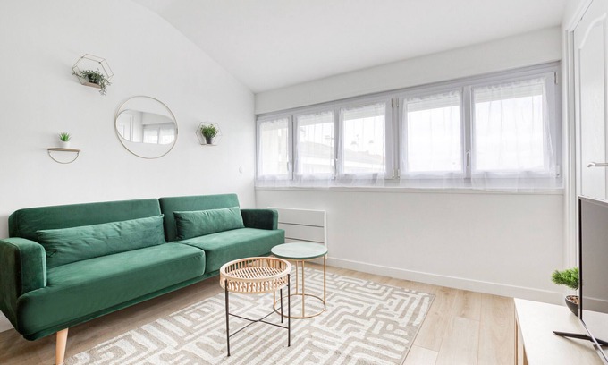 Louvres Apartamento | Louvres Elegance / Netflix / Roissy CDG