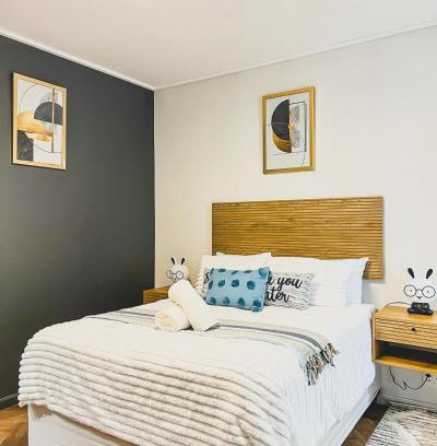 Century City Apartamento | Love on Park by Dajosha bookings