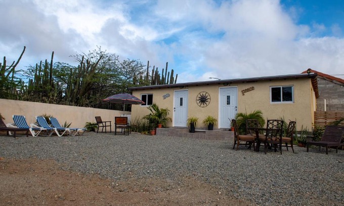 Palm Beach Apartamento | LOVE & PEACE APARMENTS