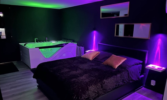 Julienas Casa | Love Room du Pavillon with SPA in Beaujolais 50 min from Lyon
