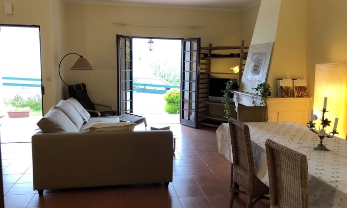 Fontanelas Casa | LOVELLY VILLA WITH GARDEN in small village near Sintra/Cascais coast and Lisbon