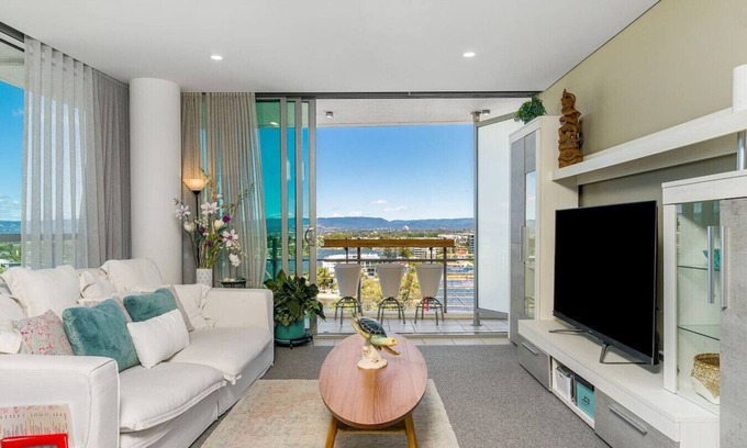 Surfers Paradise Apartamento | Lovely 1 Bed apartment with stunning views & pool