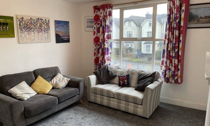 Trinity Apartamento | Lovely 1 bed flat in quiet Wimbledon