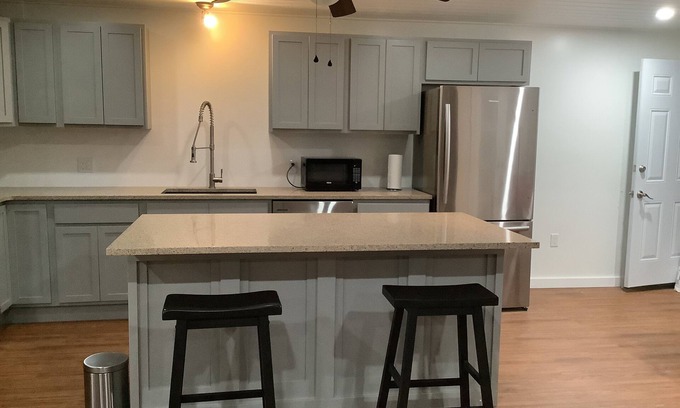 Fredericton Apartamento | Lovely 1 Bedroom Apartment