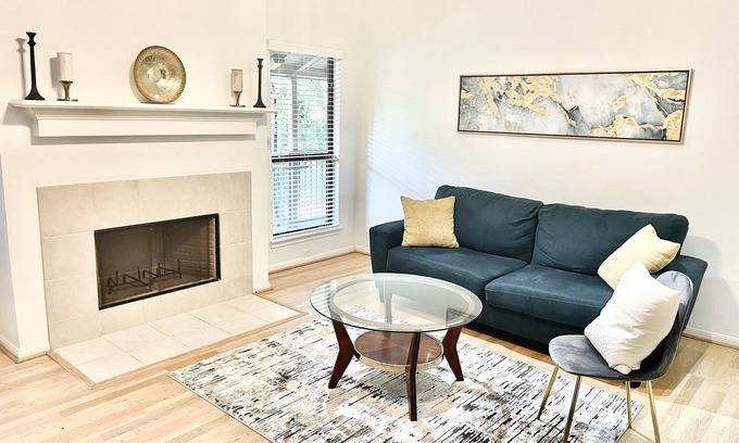 Houston Condominio | Lovely 1-Bedroom Condo with Pool