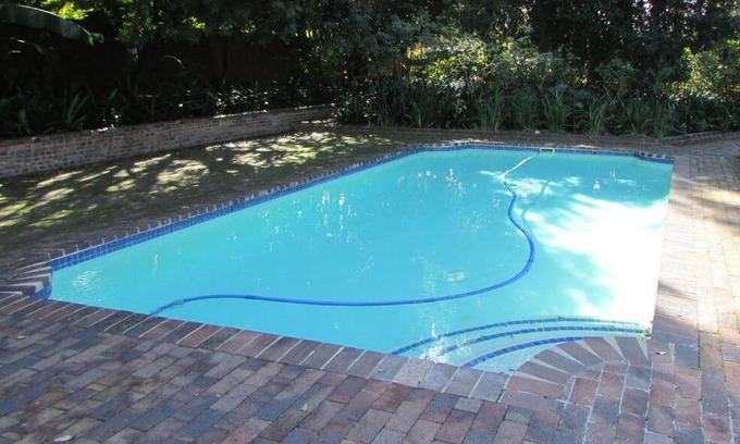Welgemoed Apartamento | Lovely 1-bedroom rental with a pool