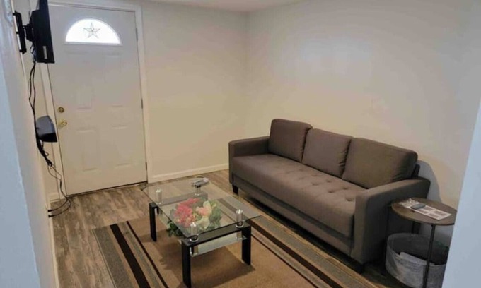 Houston Apartamento | Lovely 1-Bedroom vacation home with 1 free packing