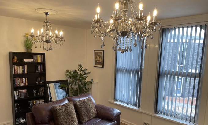 Arnold Apartamento | Lovely 2 bed Apartment, Arnold Town centre.