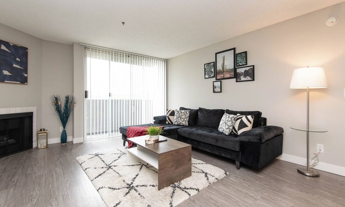 Hollywood Apartamento | Lovely 2-bedroom apartment with AC in Los Angeles