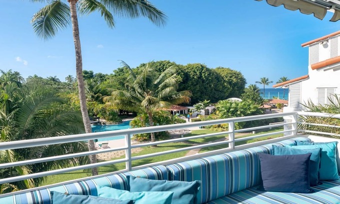 Porters Apartamento | Lovely 2 Bedroom Apartment With Views Over The Pool & The Beach Just Steps Away