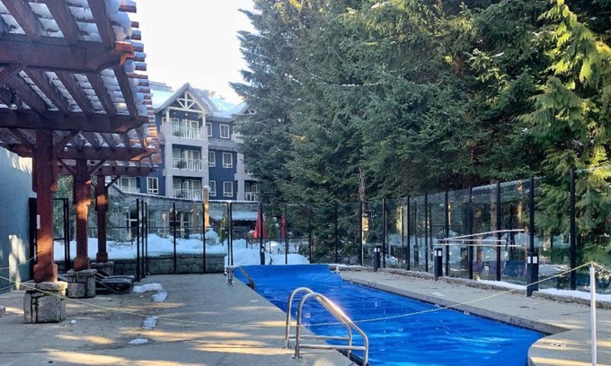 Whistler Cay Heights Condominio | Lovely 2 bedroom condo in Whistler village
