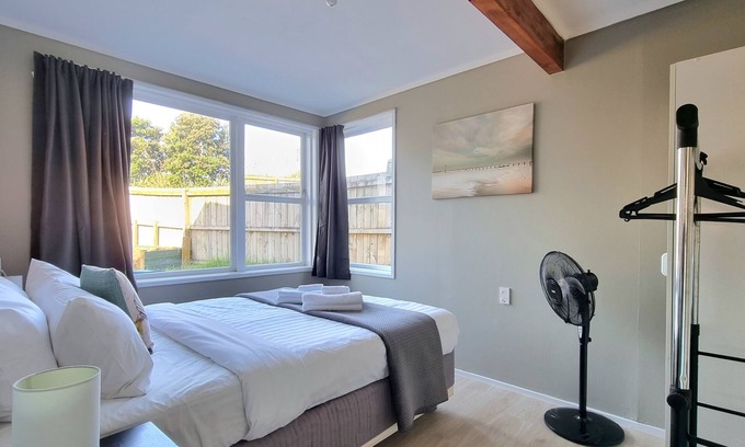 Hillsborough Casa | Lovely 2- Bedroom Unit with Free Parking