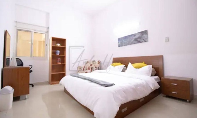 Dubai Apartamento | Lovely 2-BR APT with Pool | Near Global Village