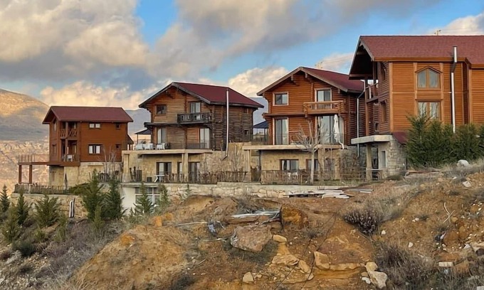 Kfardebian Casa | Lovely 2 BR Home in Faqra - 24/7 Power + Fireplace