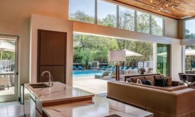University Heights Apartamento | Lovely 2BD Sandhill @ Menlo Park