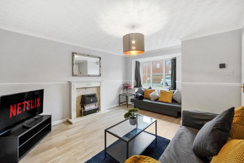 Bedford Apartamento | Lovely 3 Bed Detached - Parking