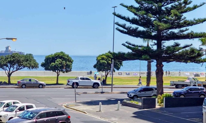 Sea Point Apartamento | Lovely 3 Bedroom Apartments