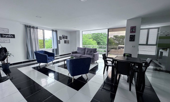 Neiva Apartamento | Lovely 3-bedroom apartment in Neiva with AC, WiFi