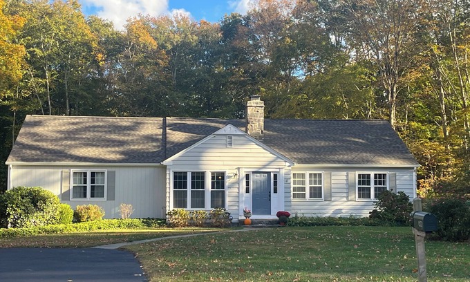 Madison Casa | Lovely 3-bedroom home in Madison close to downtown and great beaches.