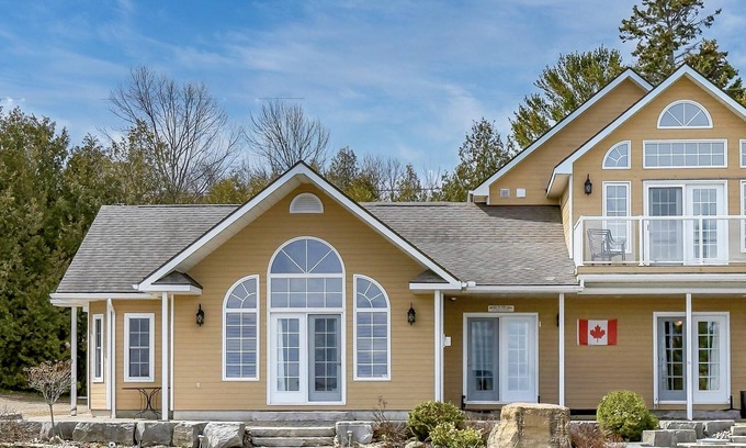 Meaford Casa | Lovely 4 bedroom, 2 bath home on Southern Georgian Bay