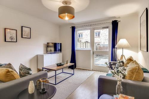 Kennington Casa | Lovely 4 Bedroom House with Garden near Waterloo