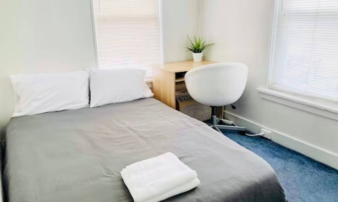 Spruce Hill Apartamento | Lovely 5-Bedroom Apartment near UPENN