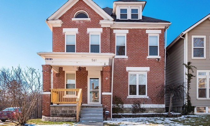 Near East Columbus Casa | Lovely 5Br in Olde Town East