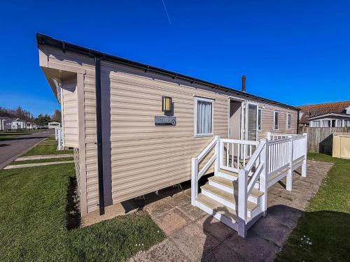 Hopton on Sea Otro | Lovely 8 Berth Caravan In Norfolk At Haven Hopton Holiday Park Ref 80055T