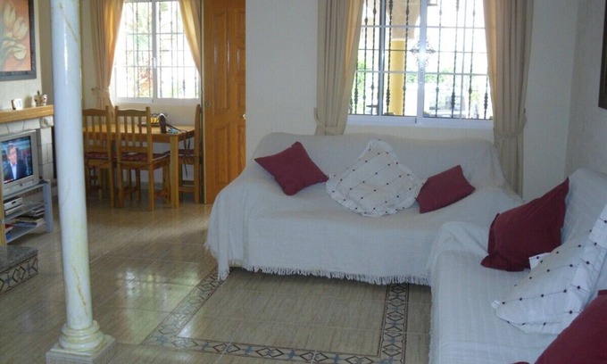 Guardamar del Segura Villa | Villa de lujo con aire acondicionado, wi-fi y piscina privada, cerca de la playa