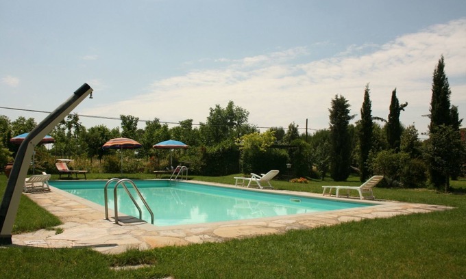 Castiglion Fiorentino Apartamento | Bonito apartamento con WIFI, piscina, TV, mascotas permitida y aparcamiento, cerca de Cortona