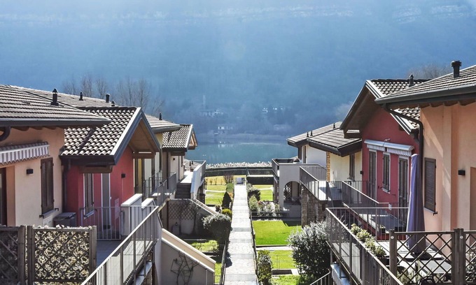 Monasterolo del Castello Apartamento | Hermoso apartamento para 6 personas con piscina, WIFI, A/C, TV, terraza y aparcamiento