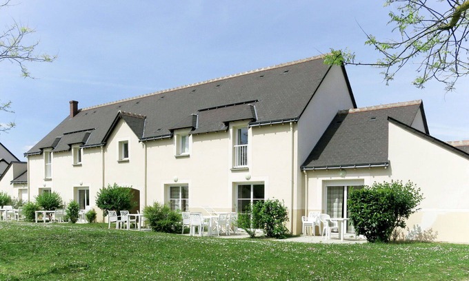 Azay-le-Rideau Casa | Hermoso apartamento en villa con piscina, WIFI, TV, terraza, mascotas permitida y aparcamiento