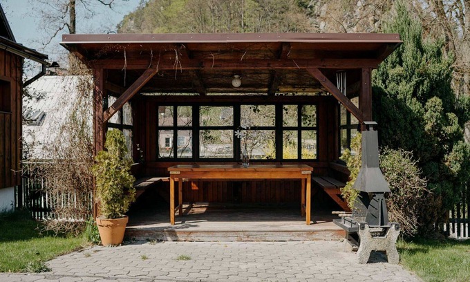 Mala Skala Villa | Bonito apartamento en villa para 6 personas con WIFI, TV, patio y aparcamiento