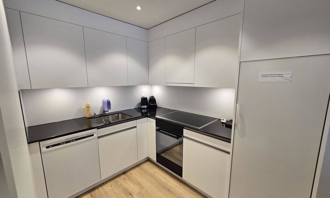 Parpan Apartamento | Precioso apartamento para 4 personas con WIFI, TV y balcón