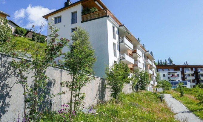 Samedan Apartamento | Bonito apartamento para 4 personas con WIFI, TV, balcón, mascotas permitida y aparcamiento