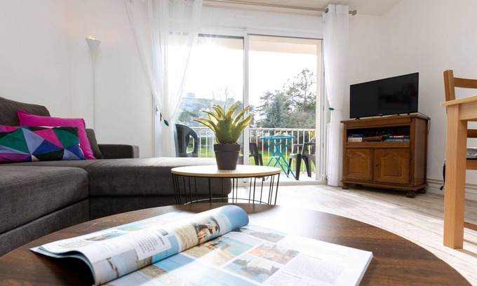 La Madeleine-Bellevue Apartamento | Precioso apartamento para 4 personas con WIFI, TV, balcón, mascotas permitida y aparcamiento
