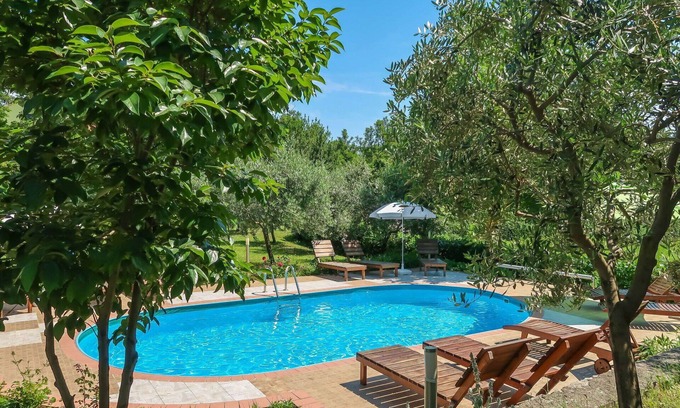 Presika Apartamento | Precioso apartamento para 5 personas con WIFI, A/C, piscina, TV, terraza y aparcamiento