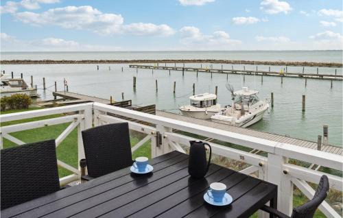 Borre Apartamento | Lovely Apartment In Borre With Wifi