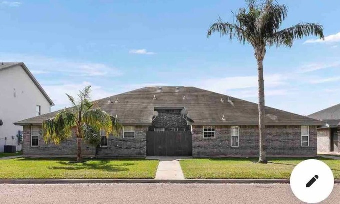 Edinburg Apartamento | Lovely Apartment in Edinburg, TX!