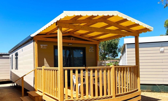 Capo d'Orso Casa | Bonito apartamento en villa con piscina, A/C, WIFI, TV, terraza y mascotas permitida